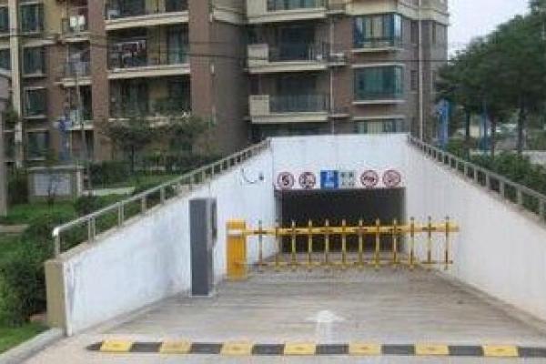 车库入口风水