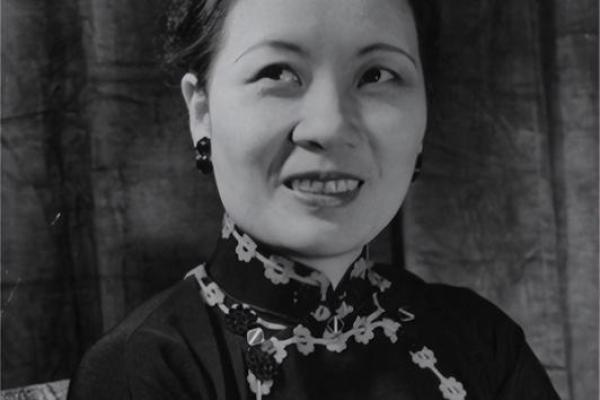 宋美龄八字