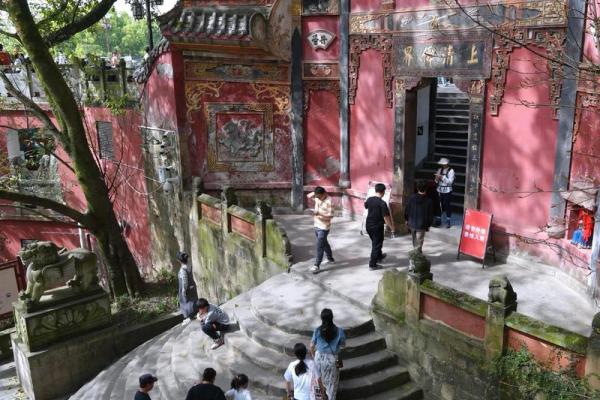 卢公灵签三十三签