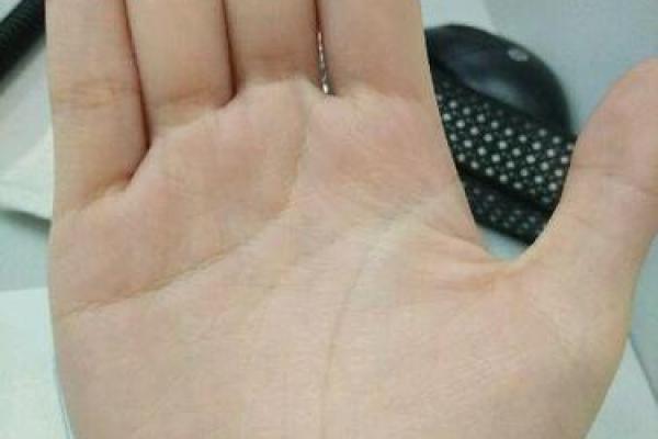 风水右手川字掌的女人命运怎么样？