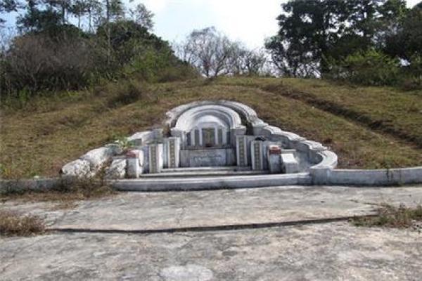 坟地什么时间可以动土(坟地什么时候可以填土)