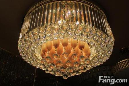 蜡烛水晶灯风水