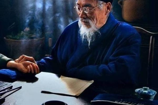 下午有没有算命的先生