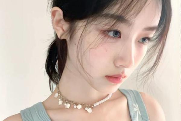 八字属水女孩长相 八字属水女孩长相