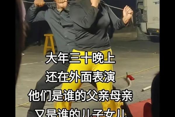 一双儿女不赡养老人,算命先生断定捡来的小儿子会报答老人 一双儿女不赡养老人,算命先生断定捡来的小儿子会报答老人