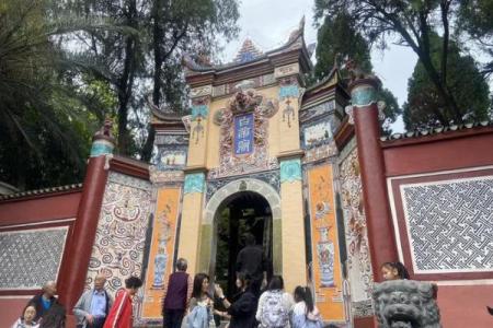 吕祖灵签第六十三签  古人白帝城托孤