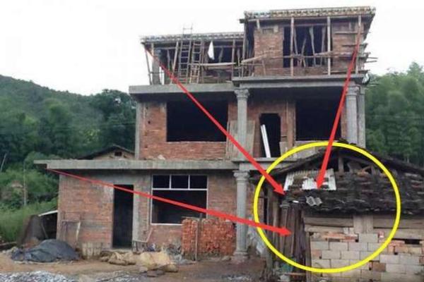 农村山上盖房子风水