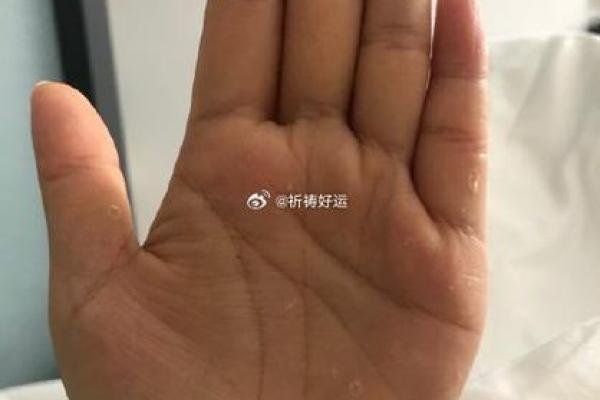 八字掌纹好不好 八字纹的人性格谨慎