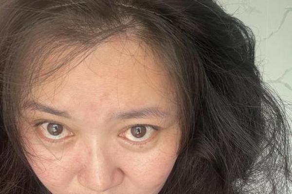 八字看哪些女孩是素颜美女