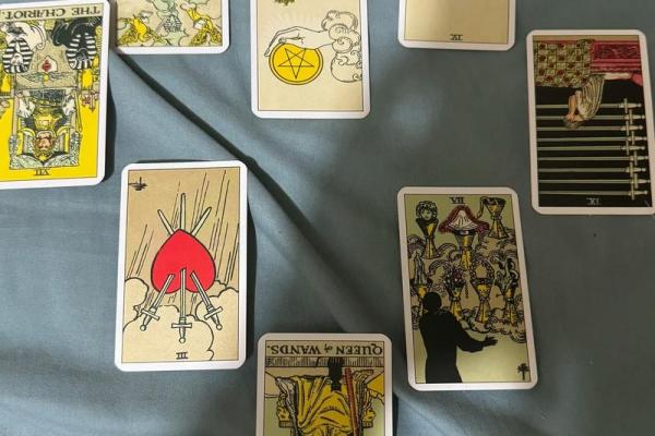 塔罗测试他会背叛你吗 塔罗测试他会背叛你吗