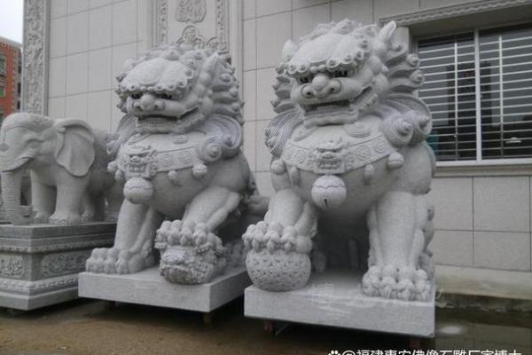 商业风水引财气，石狮子的讲究