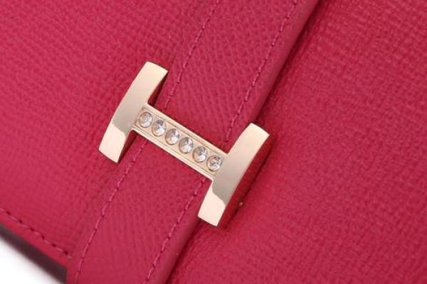 风水角度红色钱包破财还是守财解答