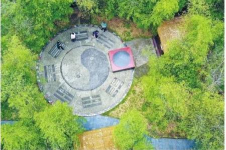 杨筠松谈如何正确选择墓地风水