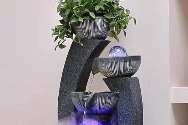 如何利用小摆件调整客厅风水