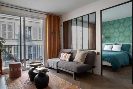 风水：卧室和客厅之间用玻璃墙