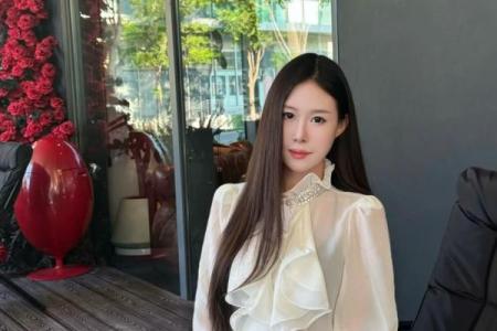 女人什么八字最拜金