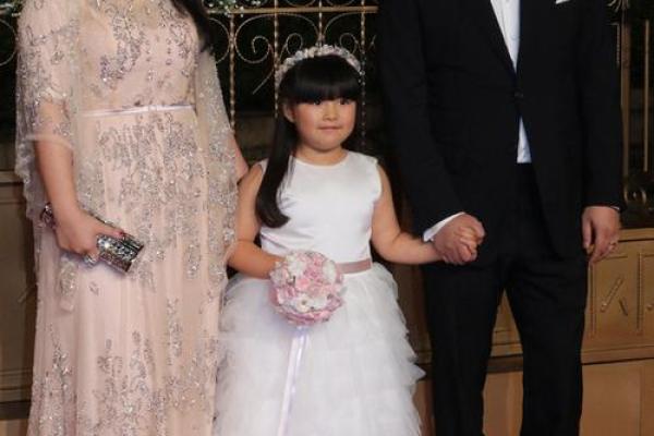 黄晓明喊话，儿子和林心如女儿定娃娃亲，这两位宝贝婚配八字如何